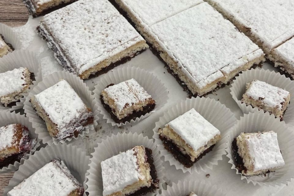 White top cookie