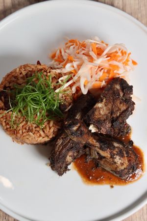 Jerk chicken entree