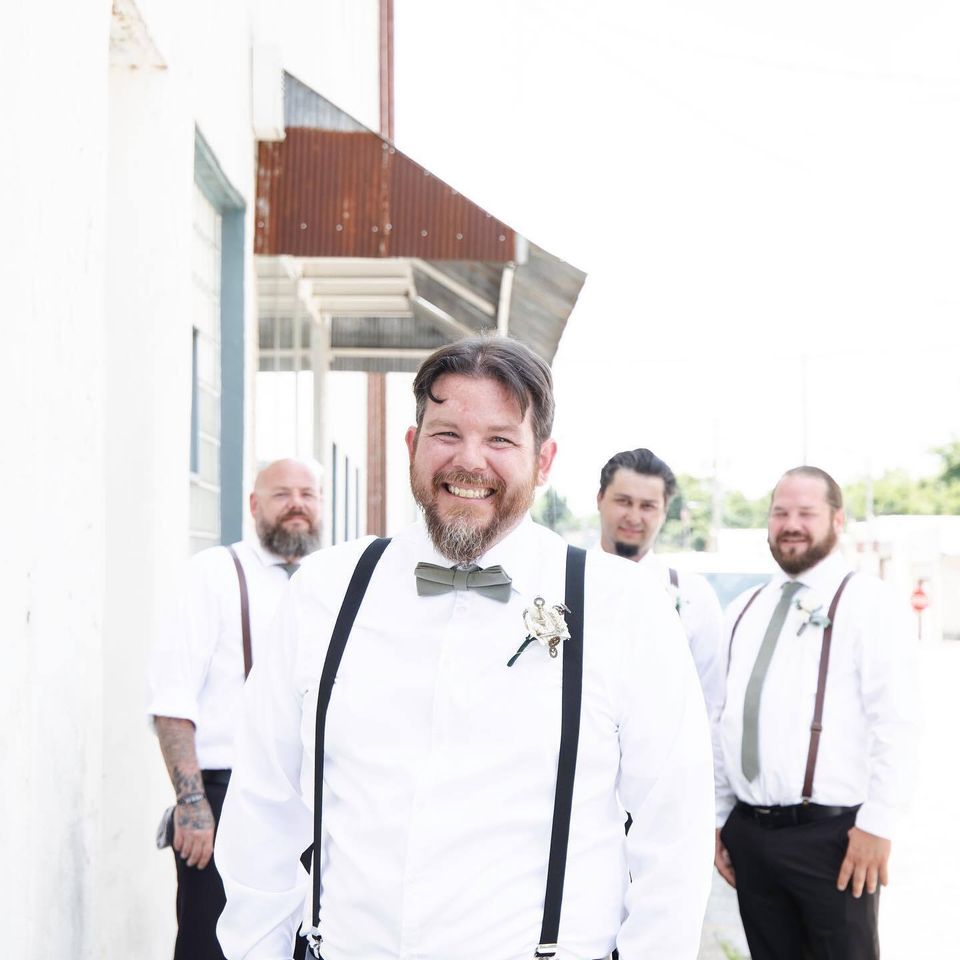 Groomsmen outside