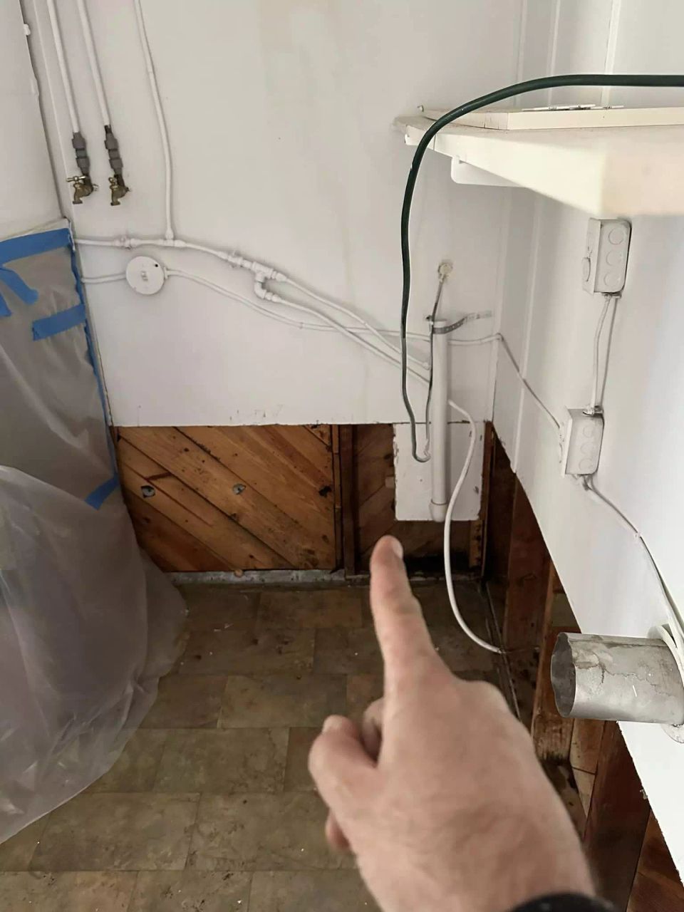 Leak repair crete