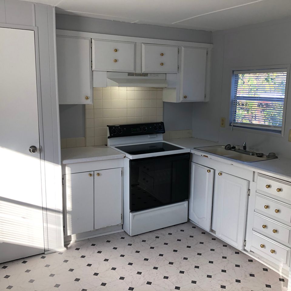 Lot a2 appliances