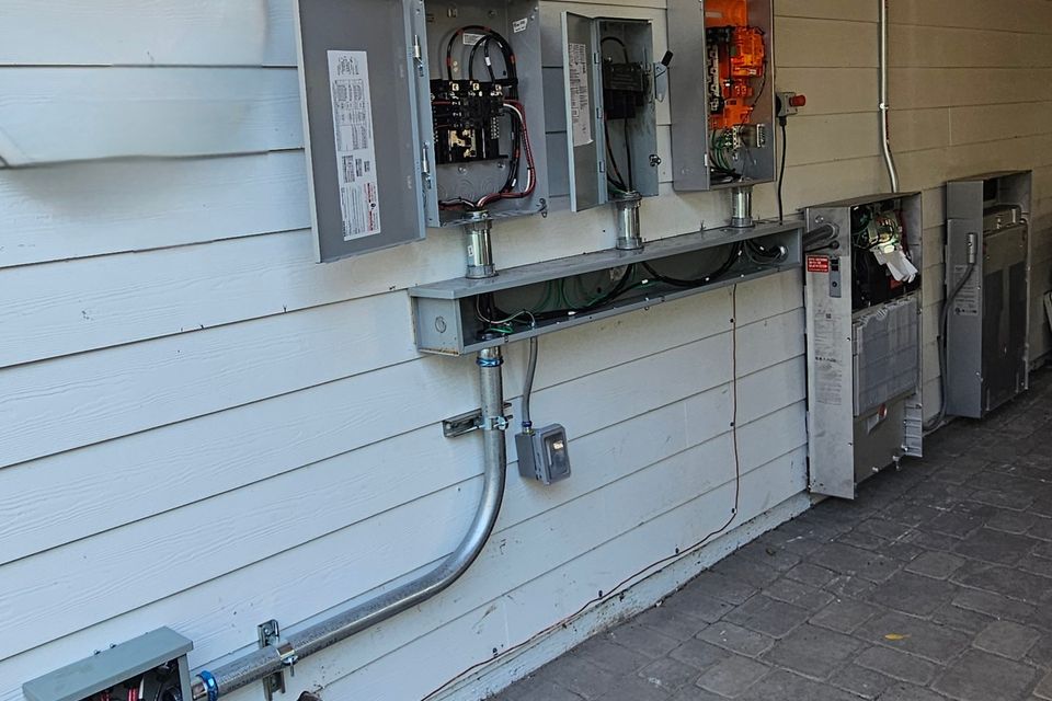 Tesla wiring