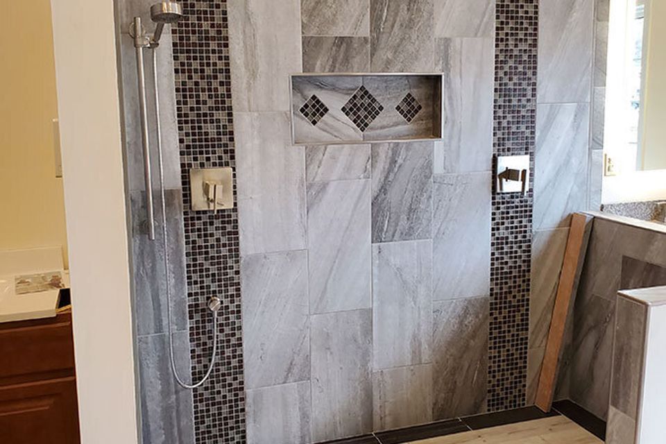 Gullos kitchen and bath 00002