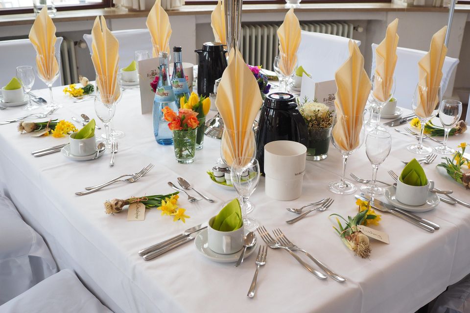 Hans wedding table ga3a39fa0a 1920