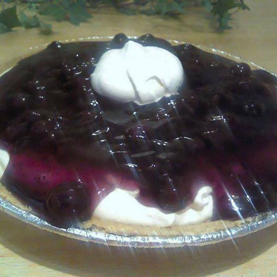 Blueberry delight pie