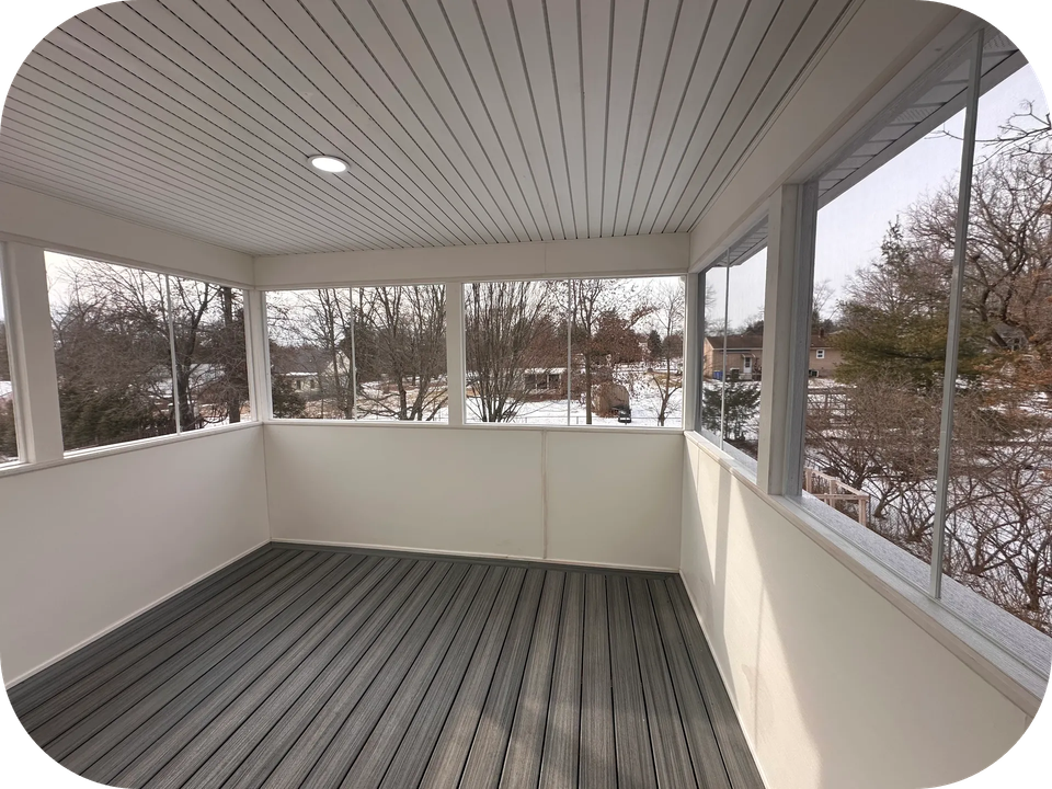 beautiful covered deck in Livingston NJ