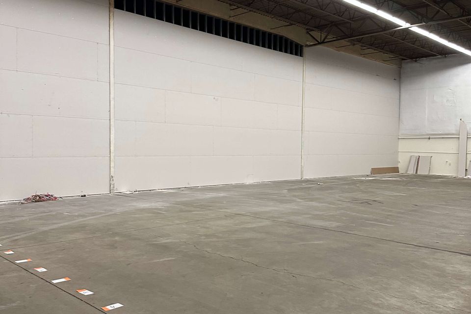 1611 building wall (3)