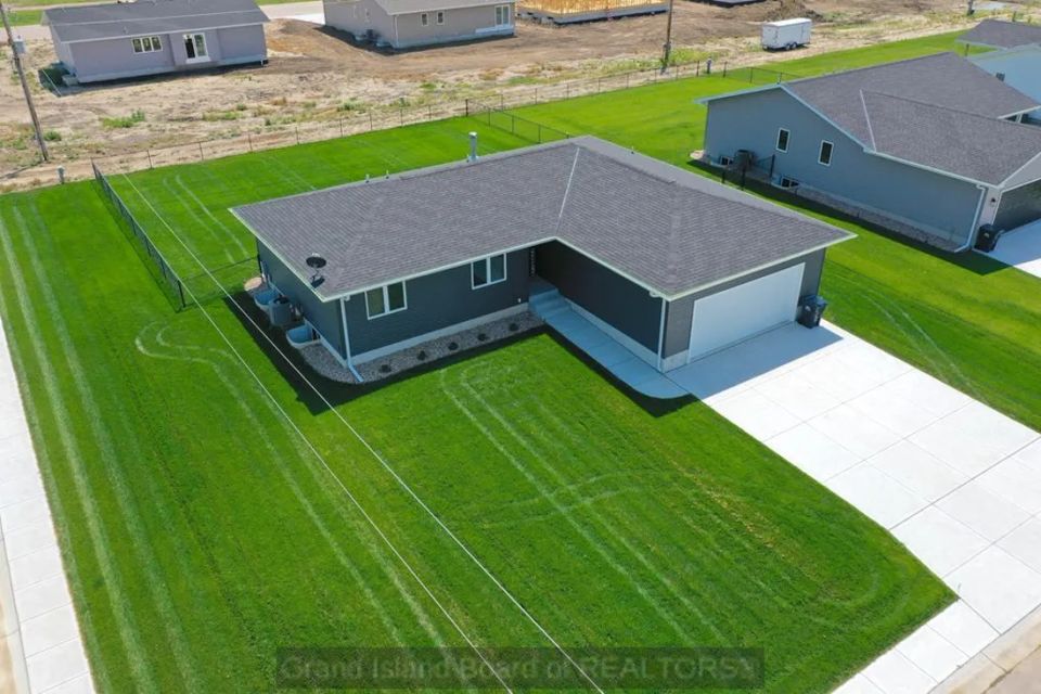 525 7th st phillips ne 68865e 4