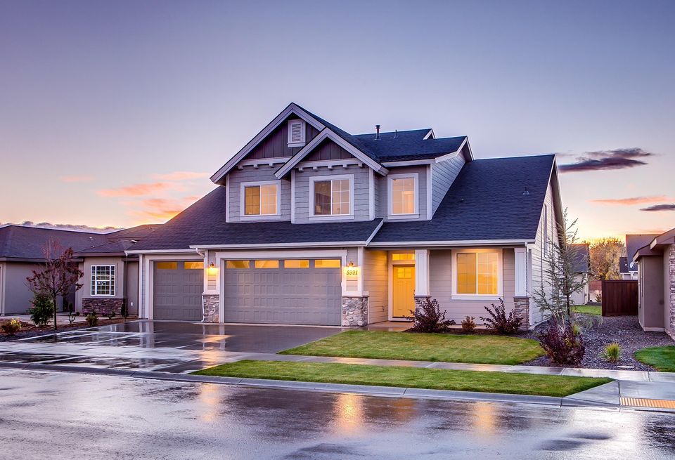 House g9671f4b9a 1920