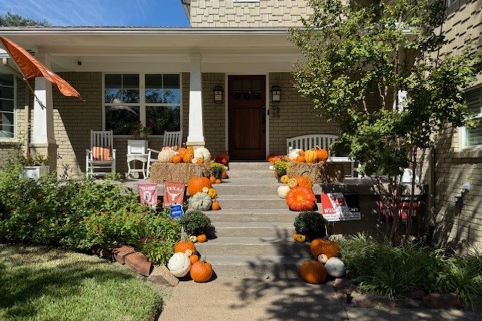 Pumpkin pic   allison house