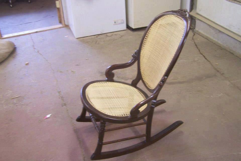 1920's sewing rocking chair   hand  woven caning
