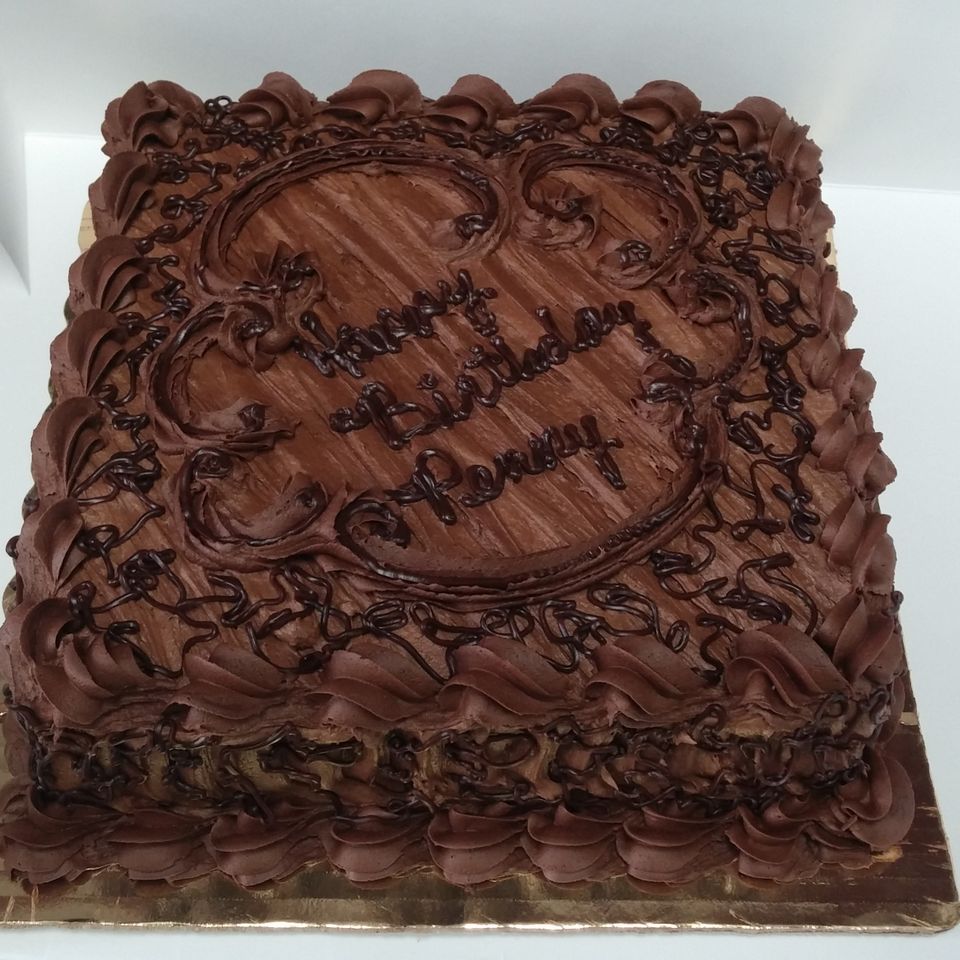 Cakes birthday 11520180612 8050 1ihjpew