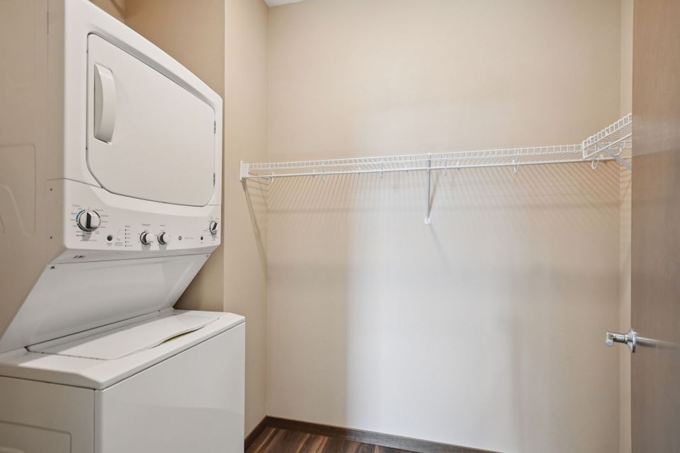 67 web or mls old hudson rd unit 202 015