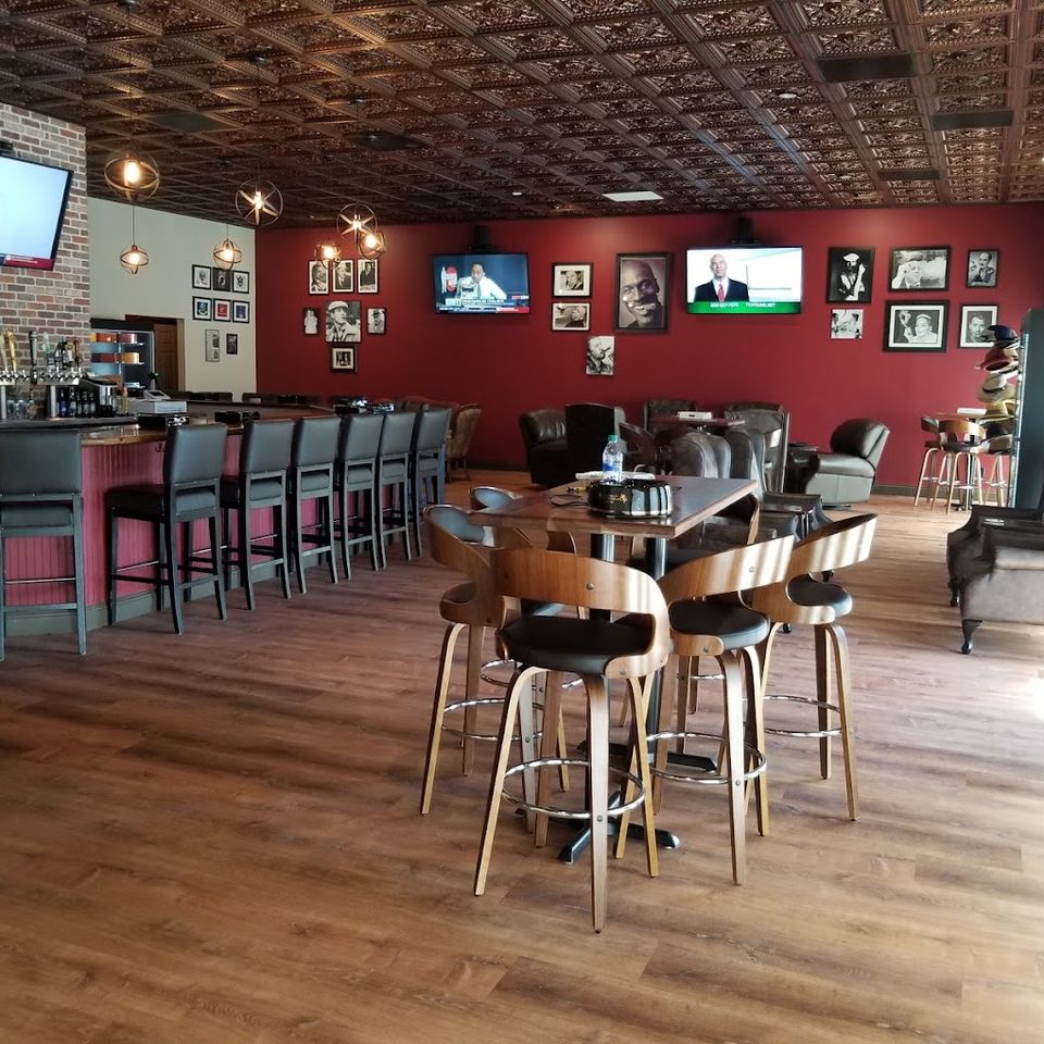 Fedora's cigar and wine bar inside 3