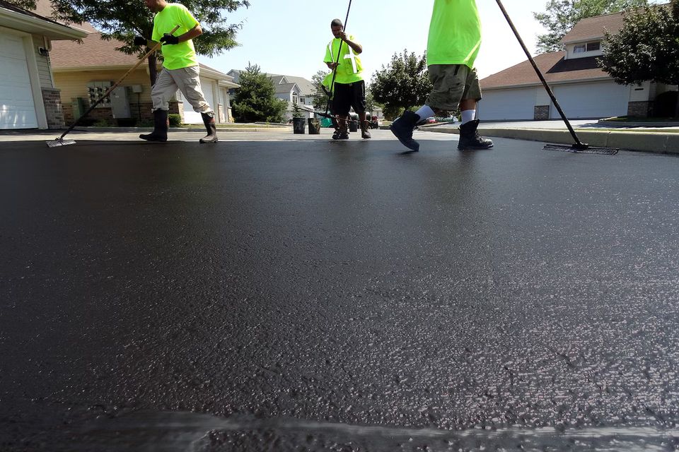 Sealcoat application 6inch.60ca0846d29fc