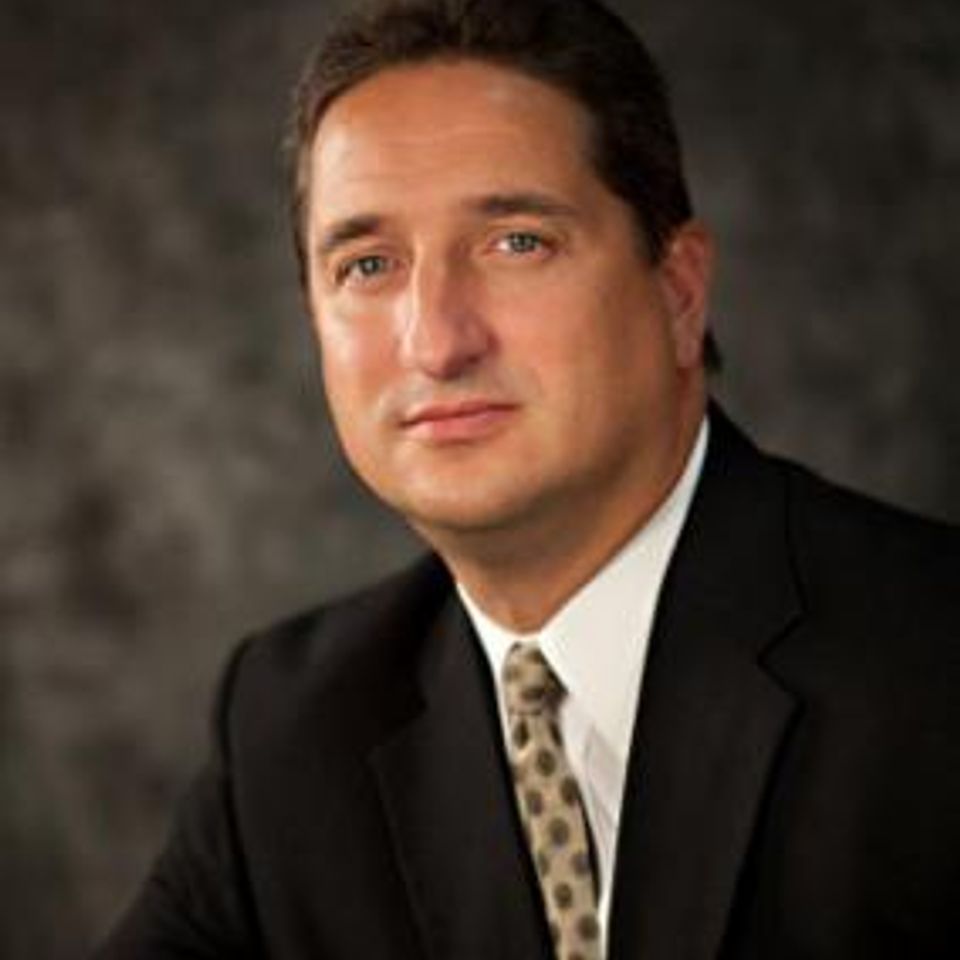  wsb 284x354 bobbyheadshot 006x