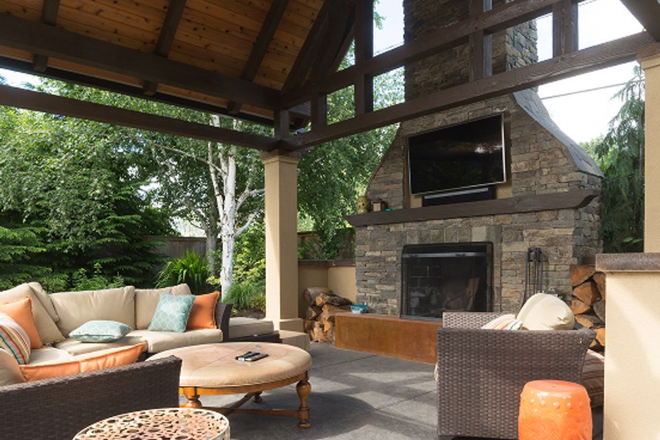 Outdoor living img