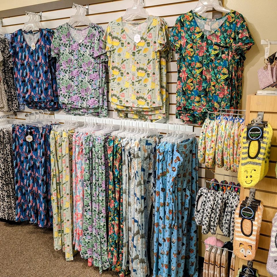 Tops bottoms fashion palmyra annville old forge gift shoppe