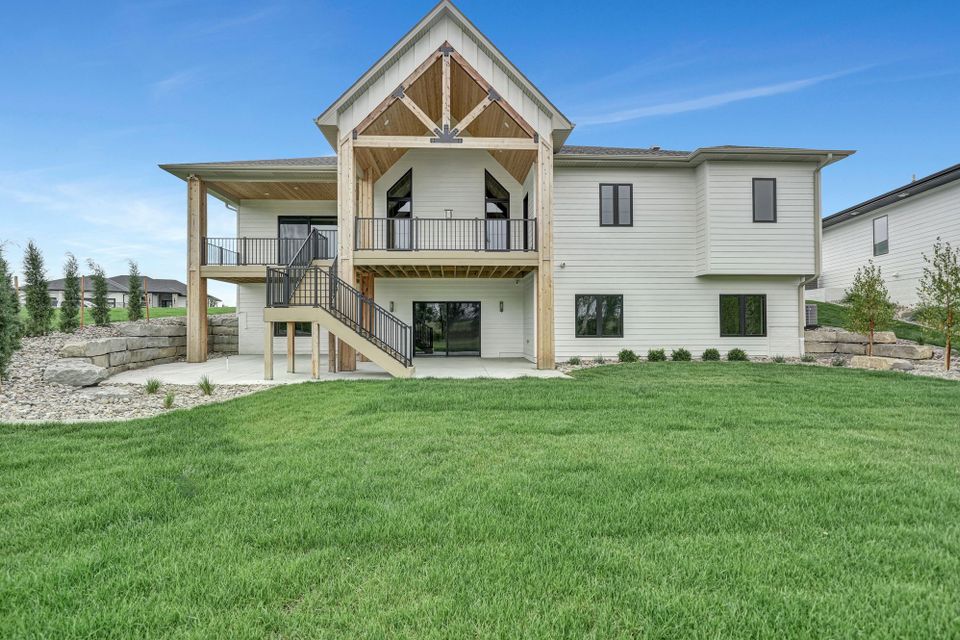 3611 tree line dr 85