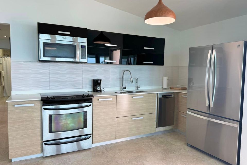 Abf0edb6 ff79 477e 8190 16ec2e3eeaf7