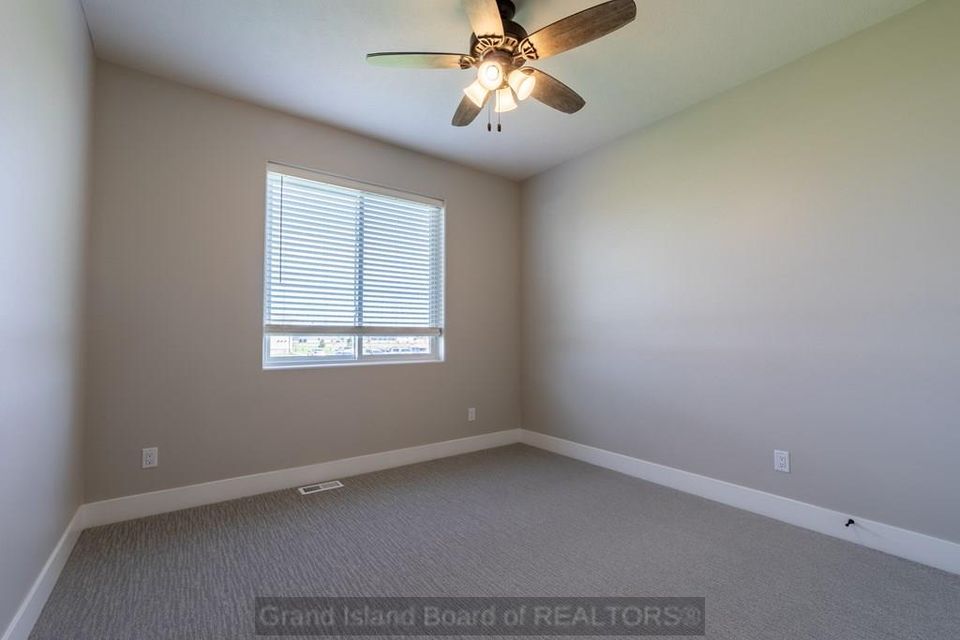 3760 lilac ln grand island  ne 68803 c 1