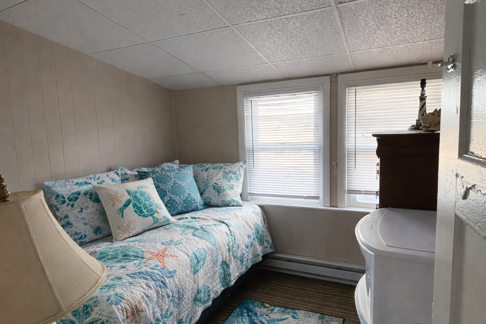 Spencer up private rm