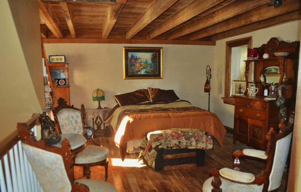 The inn at indian orchards circa 1794 bb