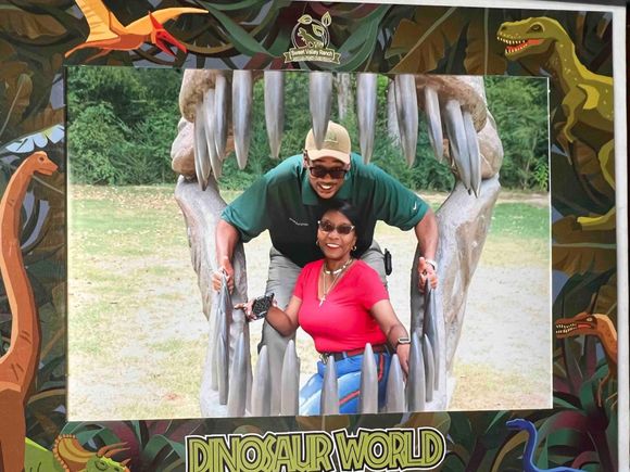 Fred anita dinosaur world