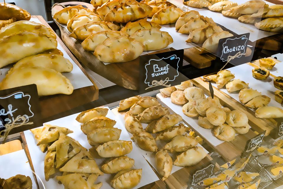 Che empanada worcester ma empanada selection case
