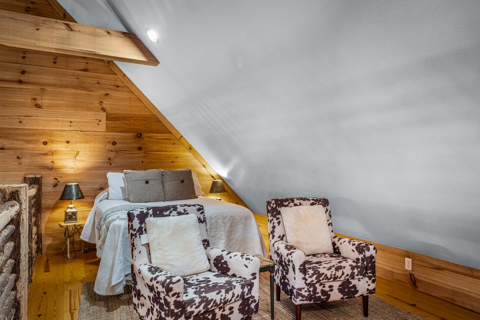 Breathless loft