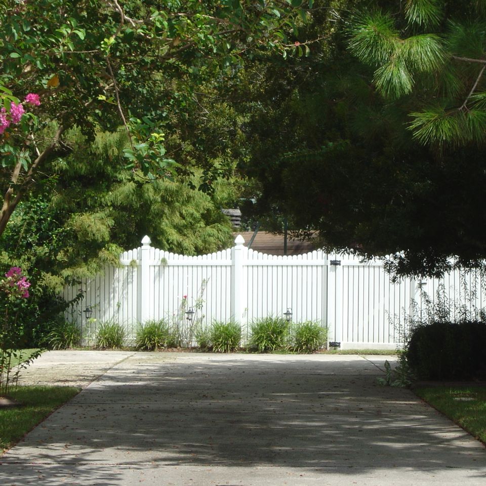 Blouin fence and shutter 1   8 (2)20170926 27586 1k8dchf