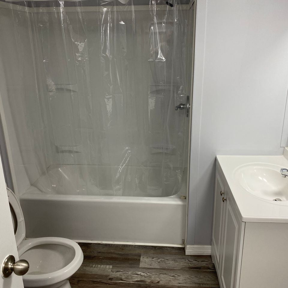 Lot 4 bathroom
