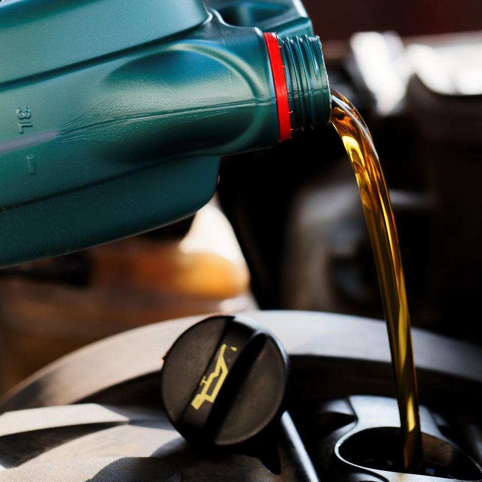 Bigstock fresh motor oil 11840191420170915 14495 5p3bra