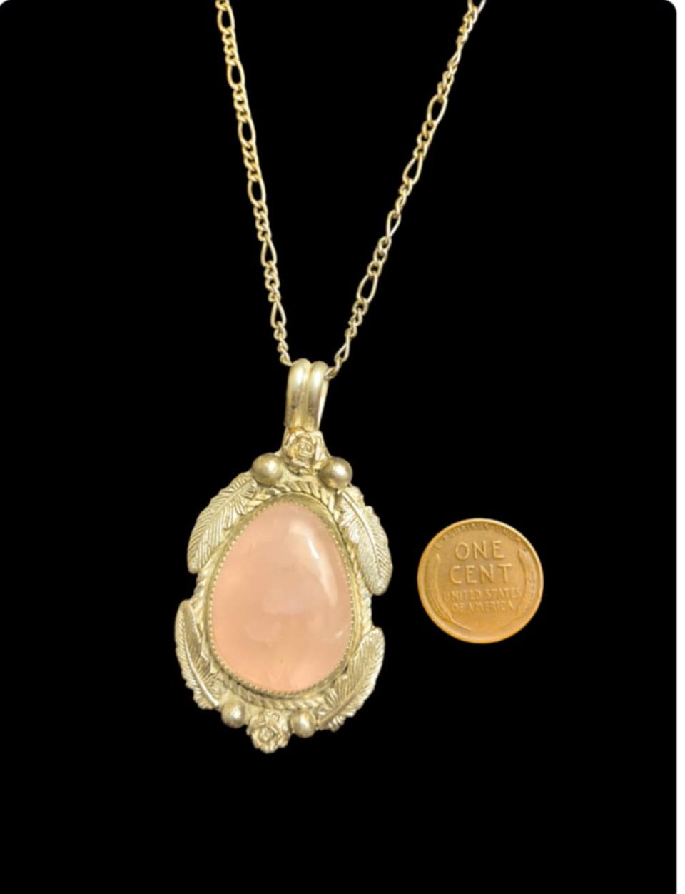 Az rose quartz w feathers  180