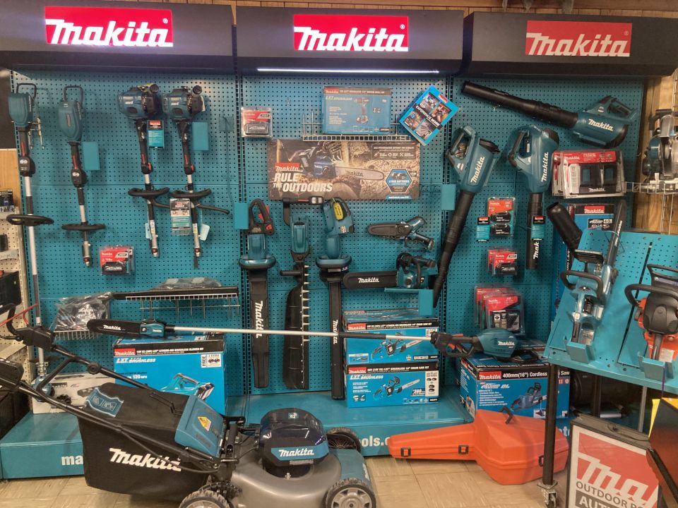 Makita 3 panel