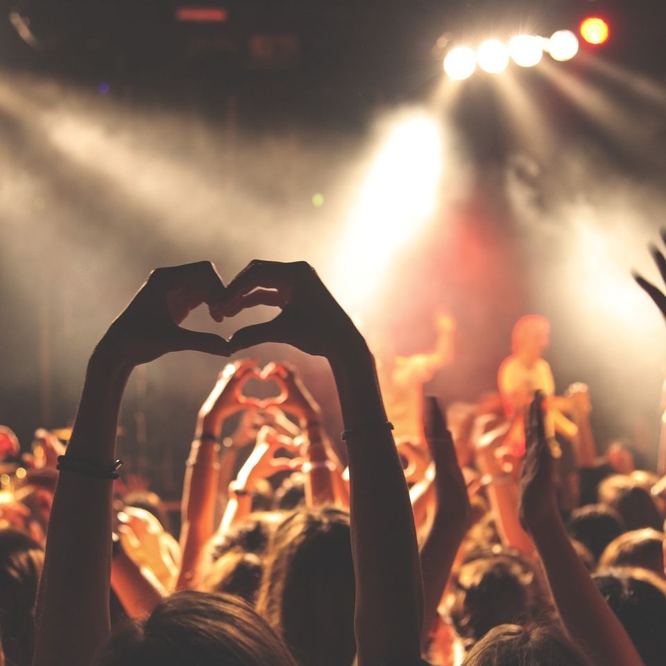 Concert ee33b9082a 1920