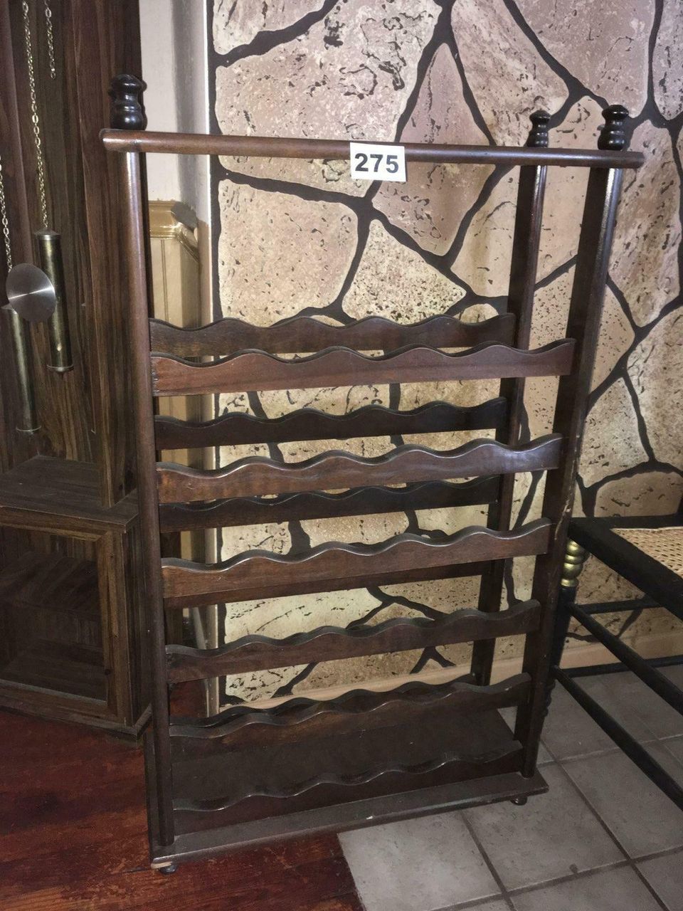 18872