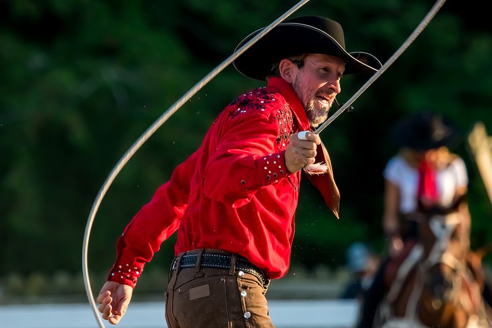 Rv frontier town trick riders8