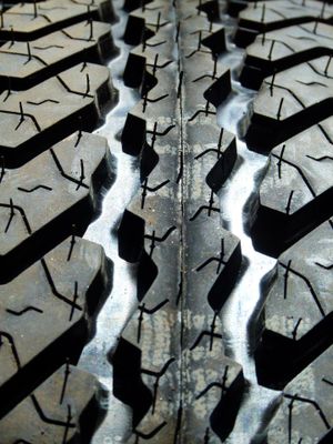 Automobile tires 55e2d34542 1920