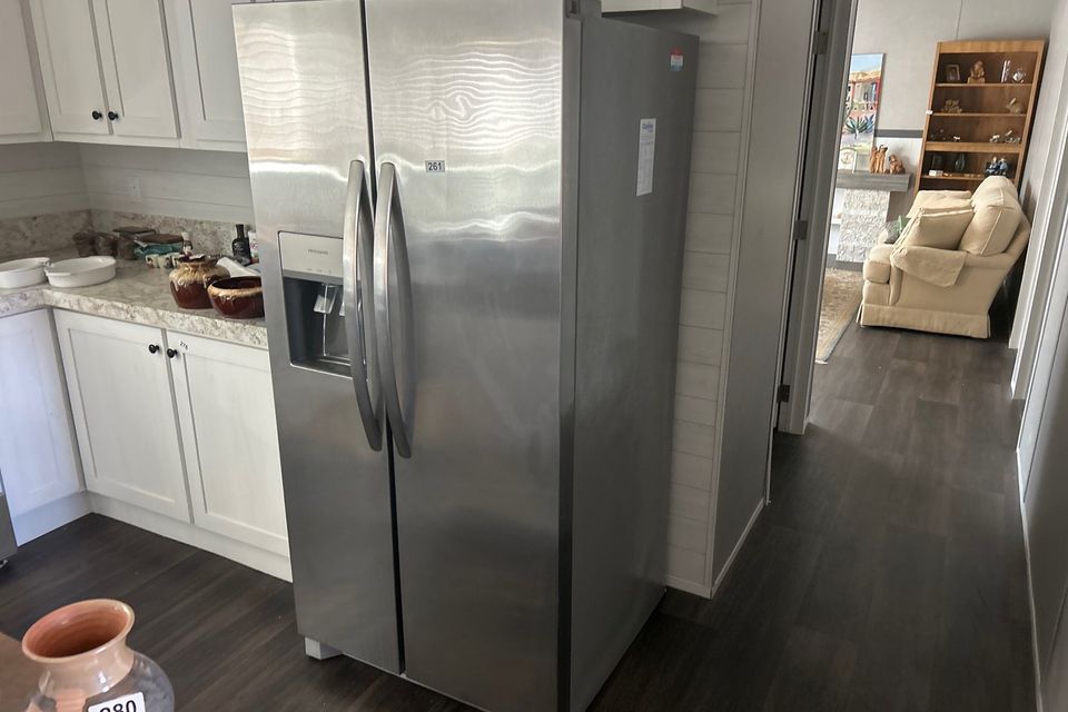 Mitchell rd refrigerator