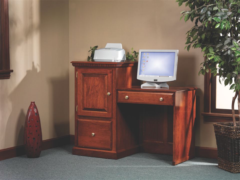 Y t   772 hi lo desk