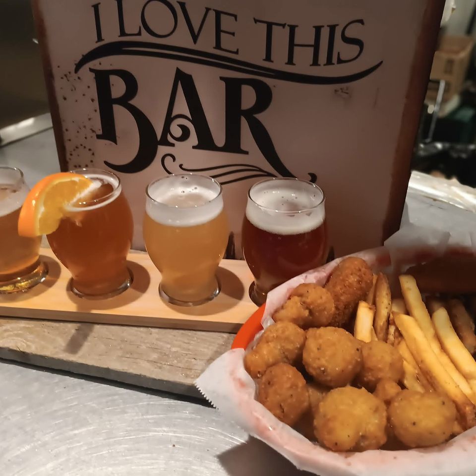 Fried mushrooms and drinks
