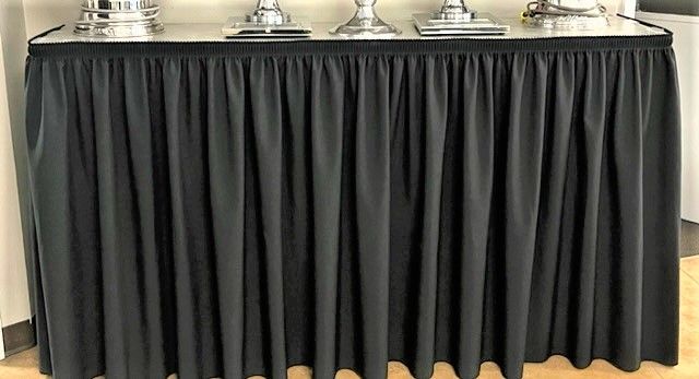 Bar table w skirt
