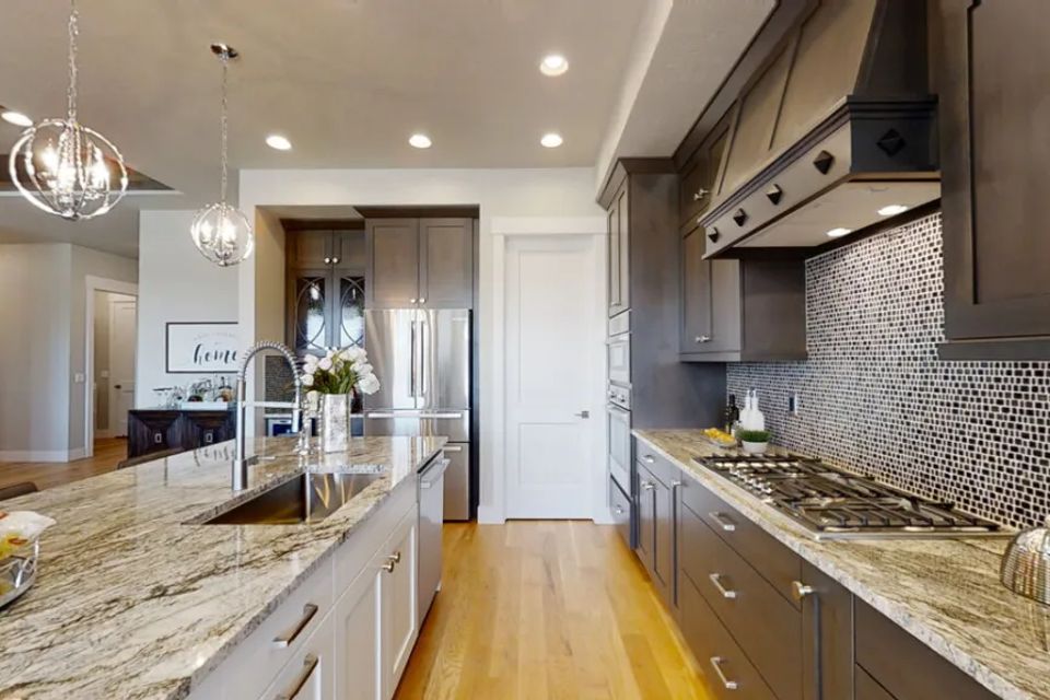 Belay parade kitchen 2 orig