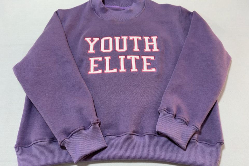 Cheer extreme mock neck