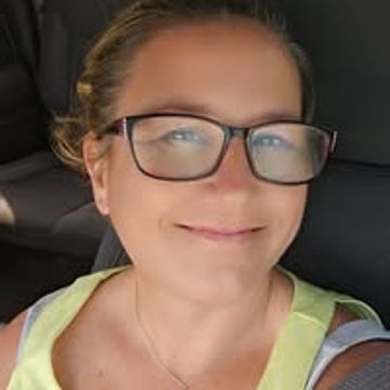 Laura M.