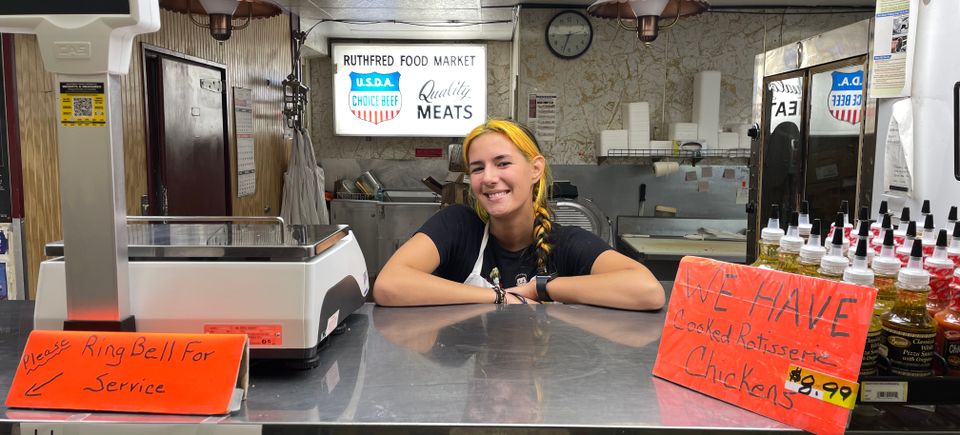 Deli counter