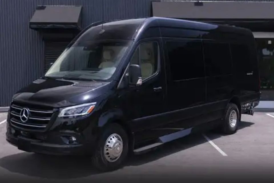 8 passenger mercedes benz sprinter limo