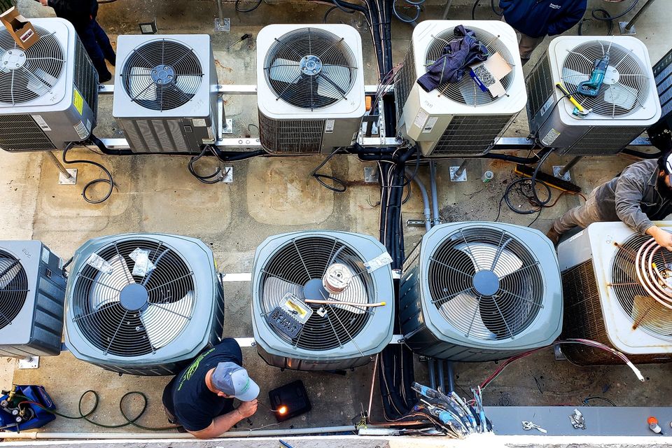 Overhead of utility workers maintaining outside ai 2026 01 08 01 23 04 utc (1)