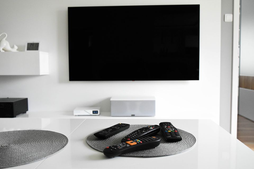 Tv set